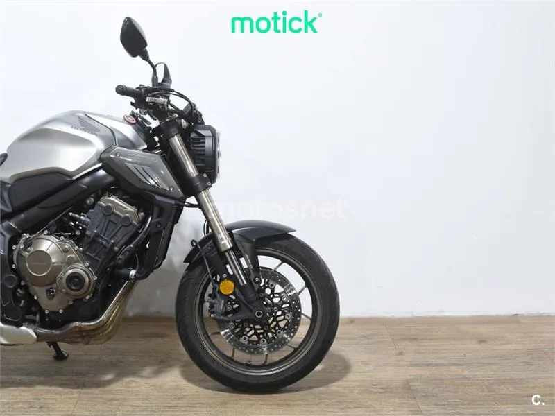 Honda CB 650 R – Vista 4