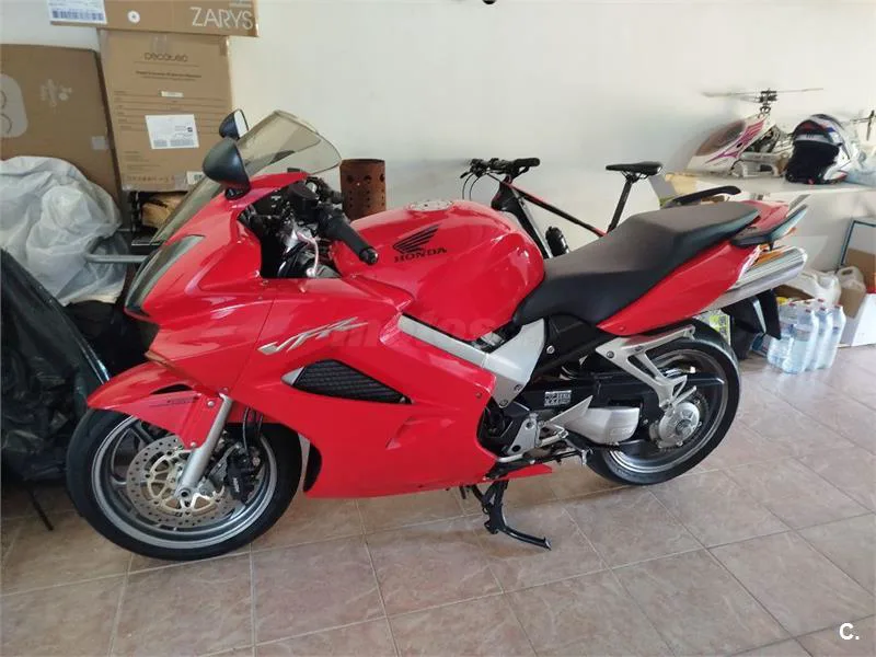 Honda VFR 800 – Vista 6