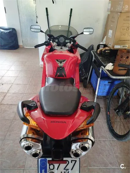 Honda VFR 800 – Vista 7