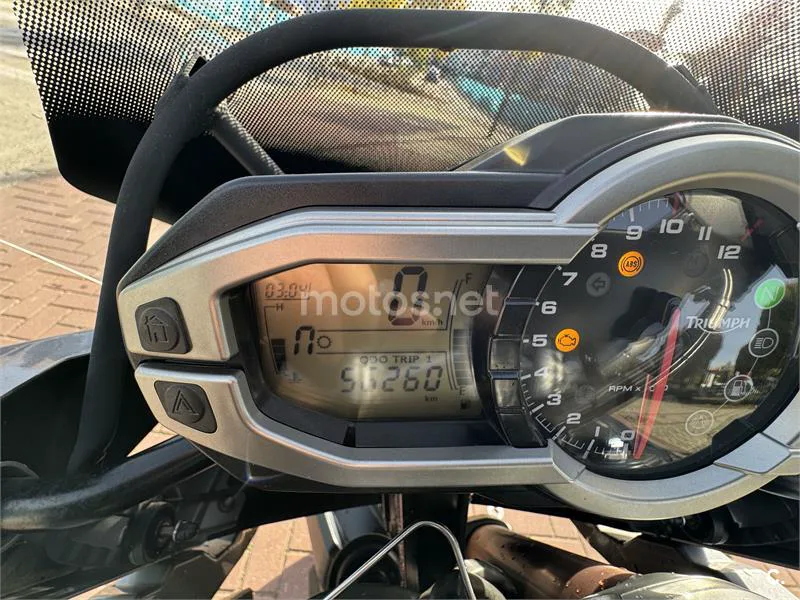 Triumph Tiger Explorer - Vista 8
