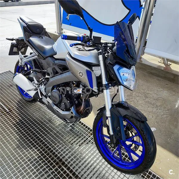 Yamaha MT-125 – Vista 3
