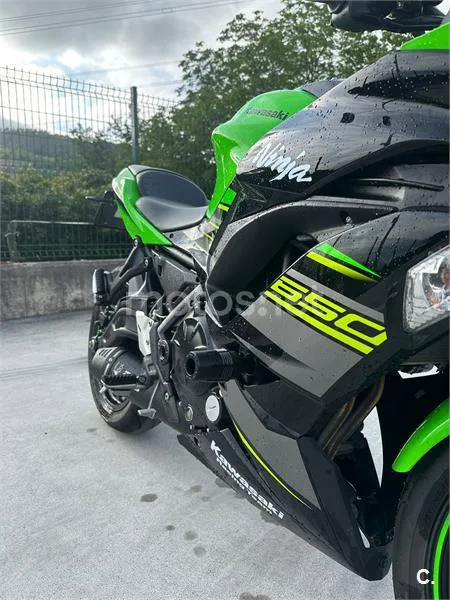 Kawasaki Ninja 650 – Vista 13