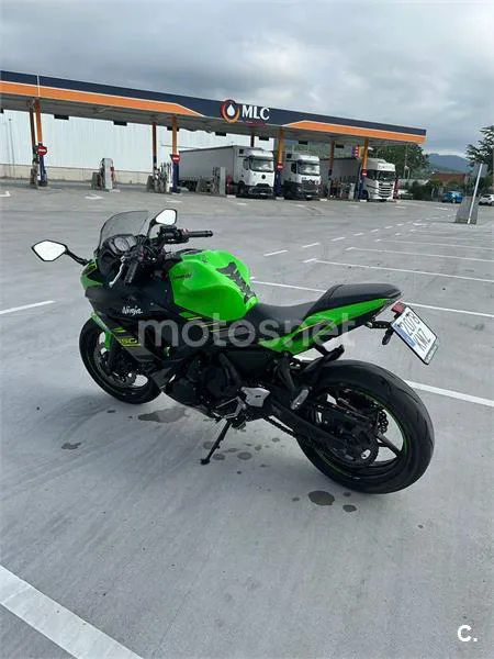 Kawasaki Ninja 650 – Vista 6
