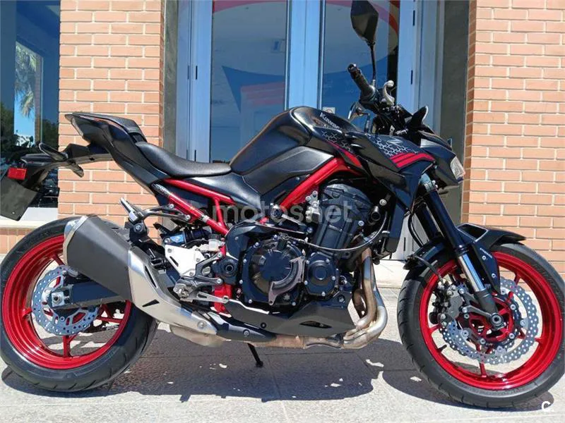Kawasaki Z900 – Vista 3