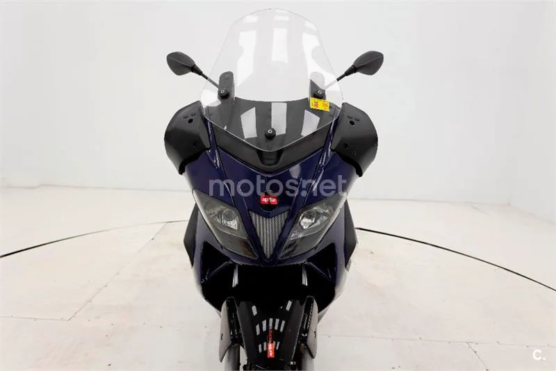 Aprilia SR Max 300 – Vista 14
