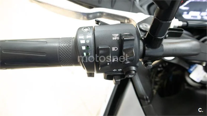 Yamaha Tracer 7 – Vista 9