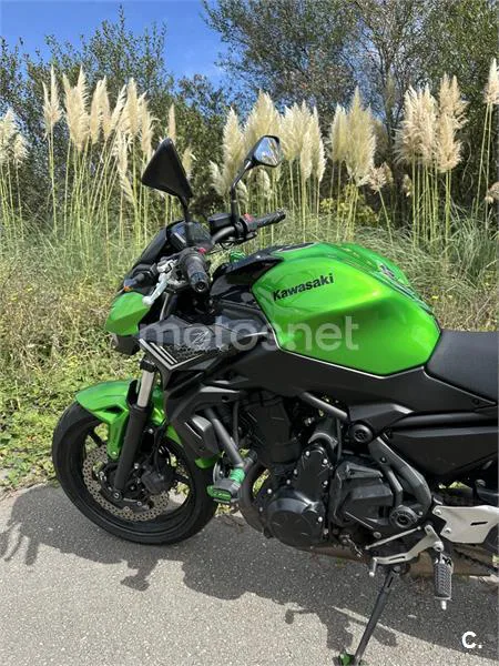 Kawasaki Z650 – Vista 3