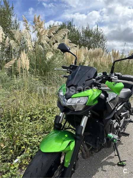 Kawasaki Z650 – Vista 6