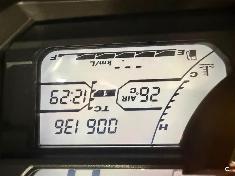 Suzuki V-Strom 650 XT – Vista 7
