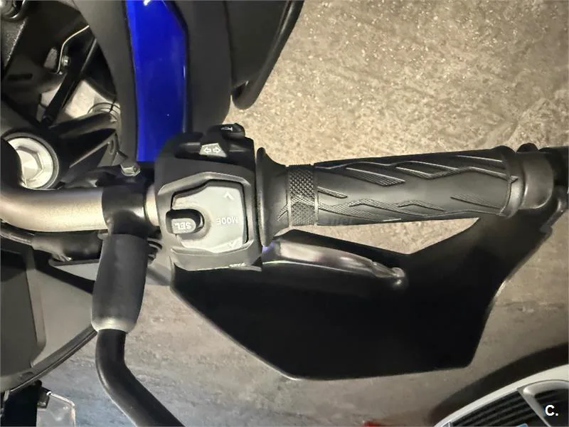 Suzuki V-Strom 650 XT – Vista 9