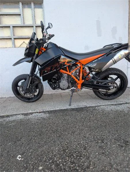 KTM 950 SMR – Vista 6