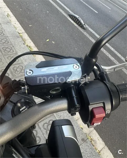 Honda CB 650 R – Vista 4