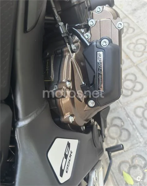 Honda CB 650 R – Vista 6