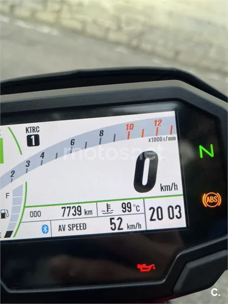 Kawasaki Z650 – Vista 8