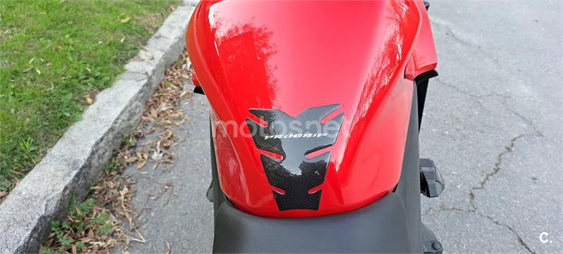 Honda CBR 500 R – Vista 14