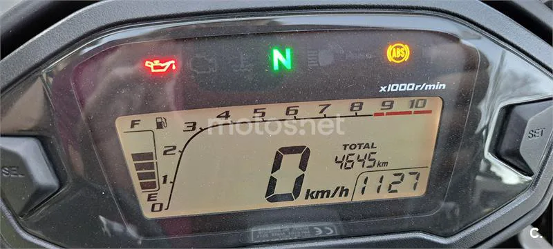 Honda CBR 500 R – Vista 15