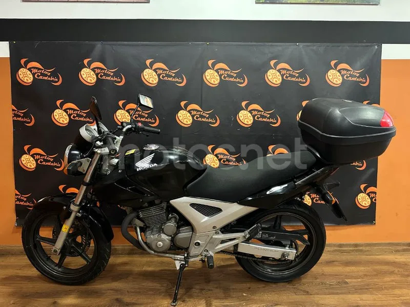 Honda CB250F 999 € 2007 Cantabria - 2