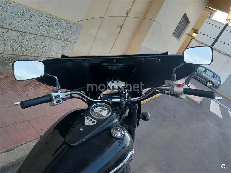 Kawasaki VN 900 Classic – Vista 4