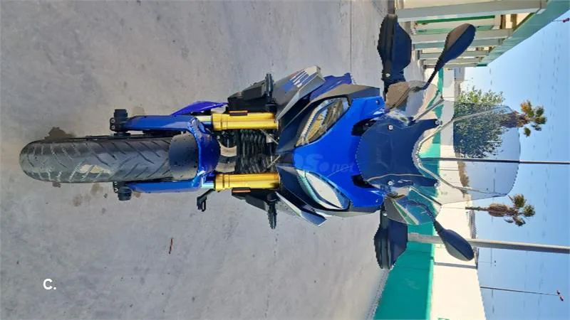 BMW F 900 XR – Vista 3