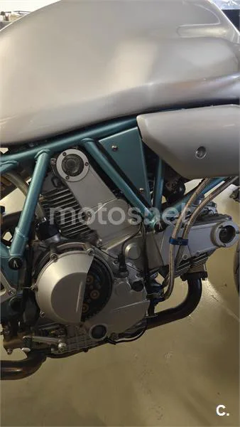 Ducati 900 SS – Vista 11