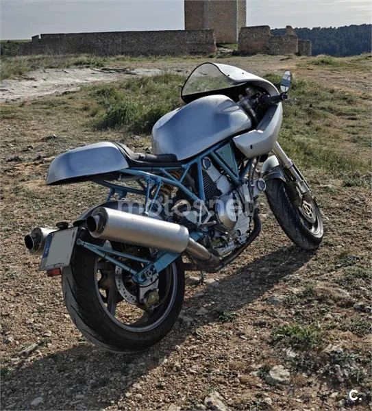 Ducati 900 SS – Vista 3