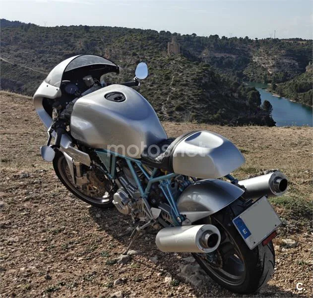 Ducati 900 SS – Vista 4