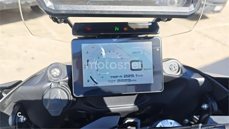 Benelli TRK 702 X – Vista 12