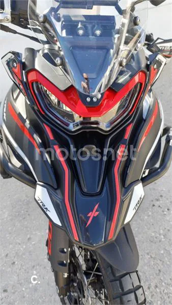 Benelli TRK 702 X – Vista 24