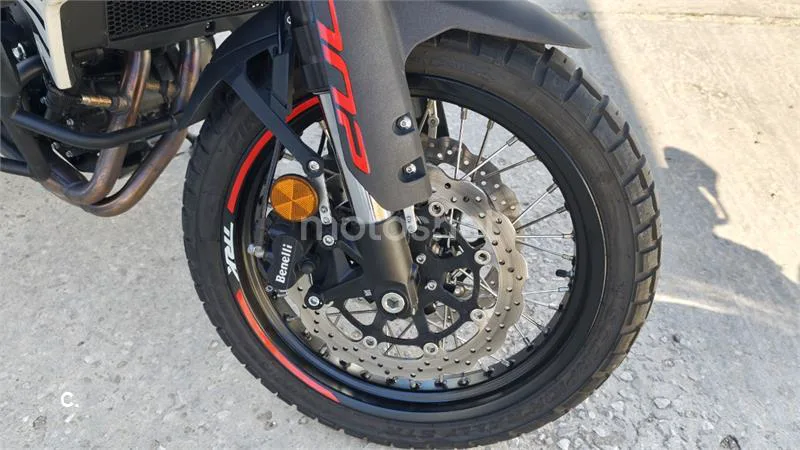 Benelli TRK 702 X – Vista 9