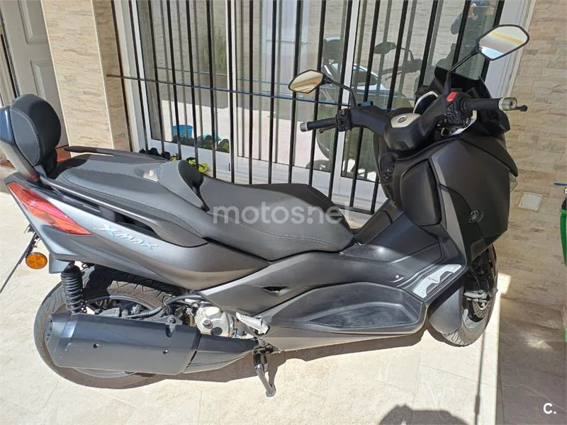 Yamaha XMAX 300 – Vista 9
