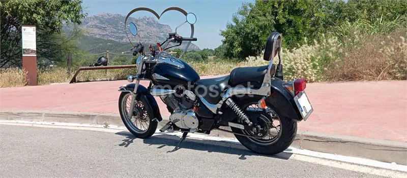 Suzuki Intruder 250 – Vista 2