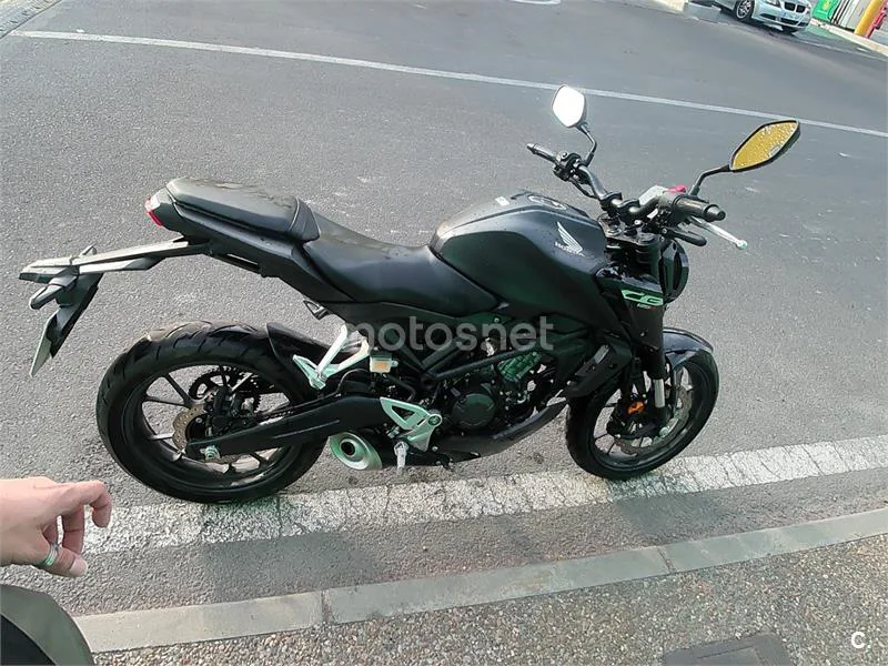Honda CB 125 R – Vista 3