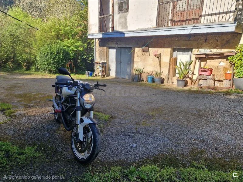Ducati Monster 696 – Vista 5