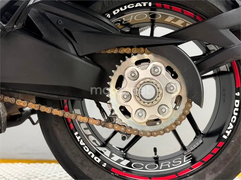 Ducati Multistrada 1200 S – Vista 16