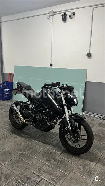 Voge 125 R – Vista 2