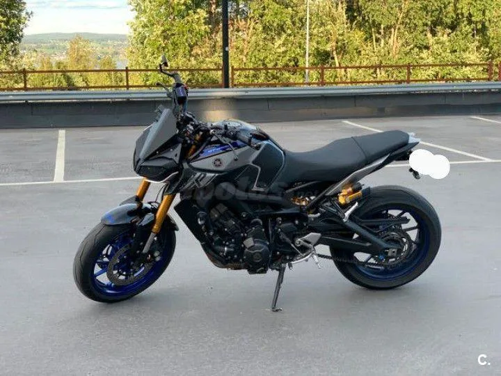 Yamaha MT-10 – Vista 3