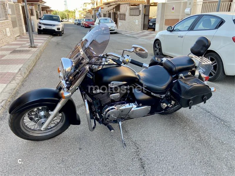 Suzuki VL 800 Intruder Volusia – Vista 6
