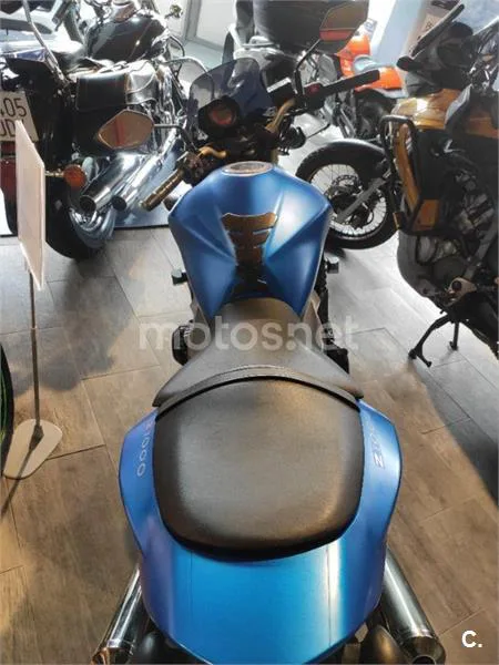 Kawasaki Z1000 – Vista 4