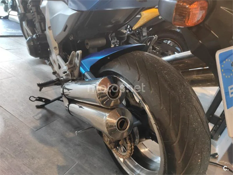 Kawasaki Z1000 – Vista 6