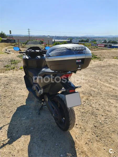 Honda Forza 750 – Vista 4
