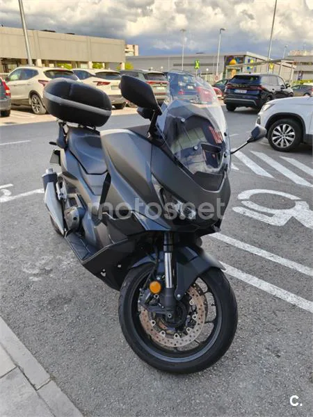 Honda Forza 750 – Vista 7