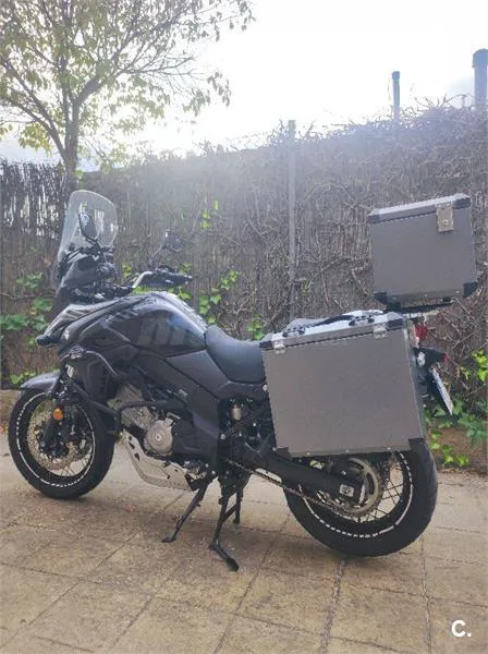 Suzuki V-Strom 650 XT – Vista 4