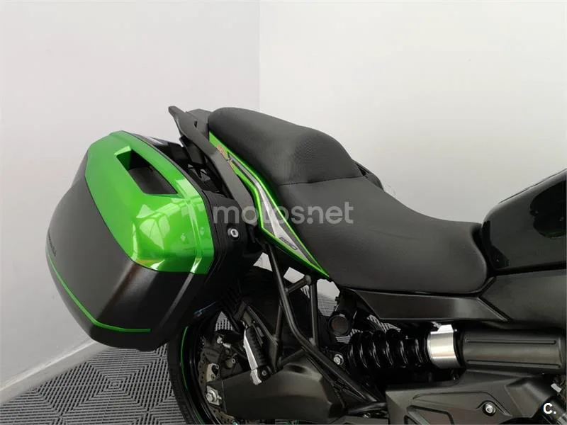 Kawasaki Versys – Vista 12