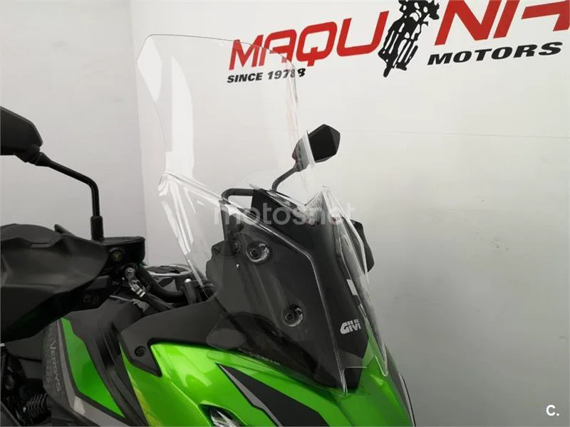 Kawasaki Versys – Vista 15