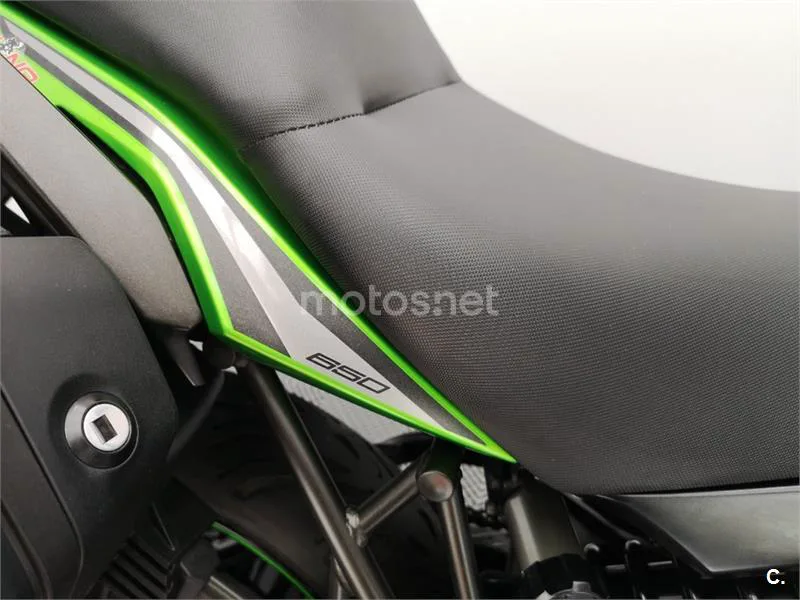 Kawasaki Versys – Vista 17