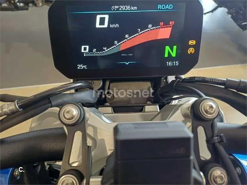 BMW R 1300 R – Vista 6