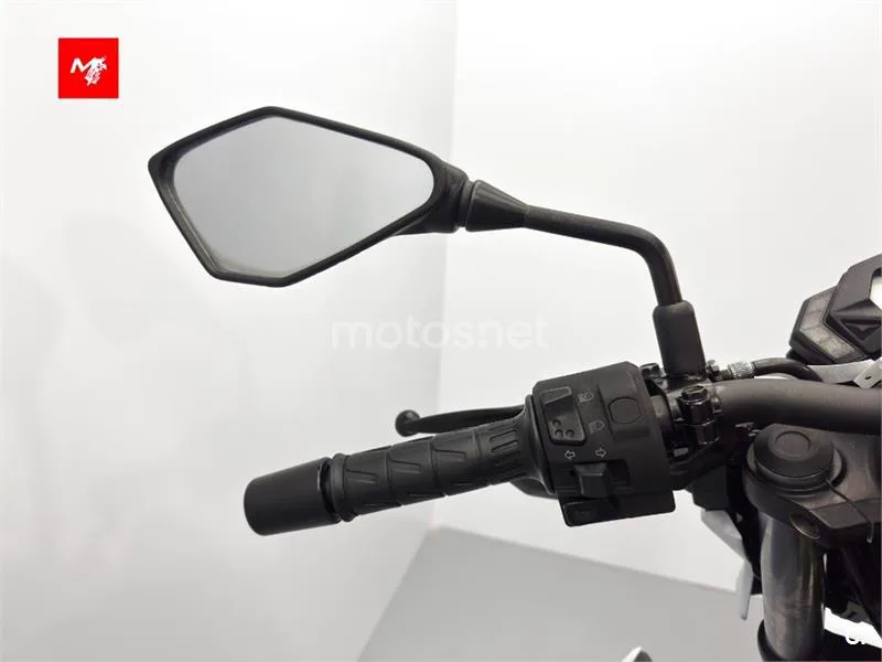 Kawasaki Z125 – Vista 9
