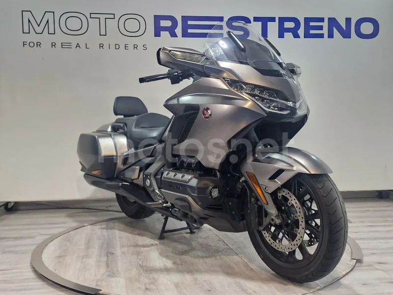 Honda GL 1800 Gold Wing – Vista 6