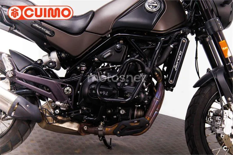 Benelli Leoncino 500 – Vista 13