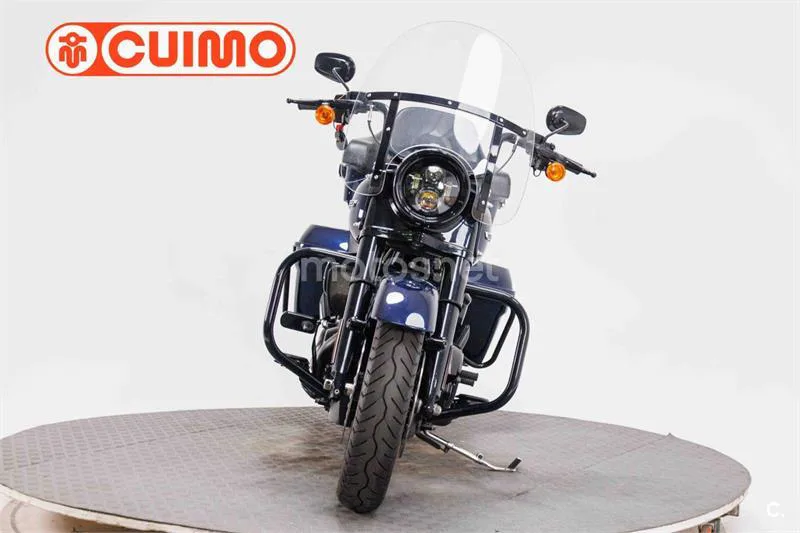 Harley-Davidson Road King – Vista 17
